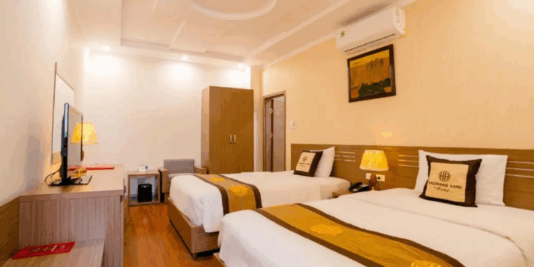 A quoi servent les tissus posés sur les lits dans les hôtels ? 1 A quoi servent les tissus posés sur les lits dans les hôtels ? Capture decran 2025 10 28 225854