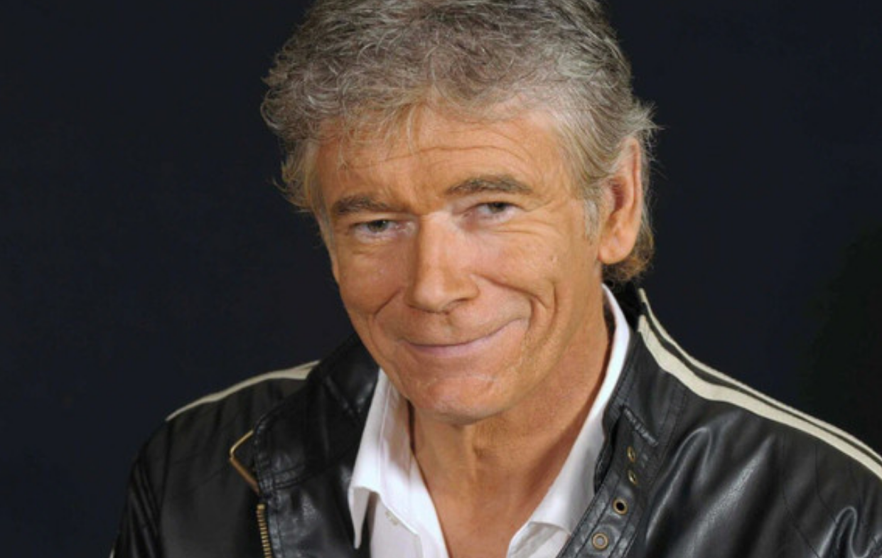 "Rejoindre ta petite Mimie partie deux heures avant toi..." : Ce chanteur star des années 1980 nous a quittés à 67 ans, il en a fait rire plus d'un 2 "Rejoindre ta petite Mimie partie deux heures avant toi..." : Ce chanteur star des années 1980 nous a quittés à 67 ans, il en a fait rire plus d'un Capture decran 2025 10 29 134336