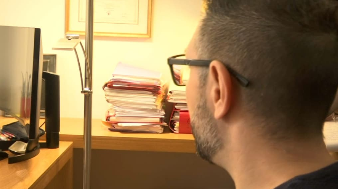 Il se rend chez son ophtalmo pour une visite de routine, 10 minutes plus tard il est aveugle 3 Il se rend chez son ophtalmo pour une visite de routine, 10 minutes plus tard il est aveugle Capture decran 2025 10 29 190543