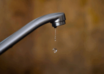 Gaz cancérogène dans l’eau potable : un recours déposé pour « forcer l’Etat à réagir »