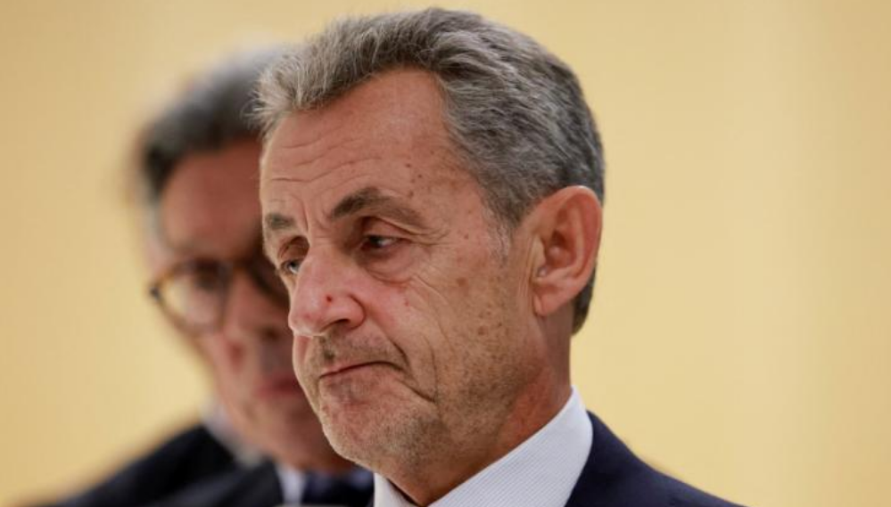 Nicolas Sarkozy en prison : coup de théâtre 1 semaine après l’incarcération de l’ex-président, “Je n’ai jamais cherché à fuir” 4 Nicolas Sarkozy en prison : coup de théâtre 1 semaine après l’incarcération de l’ex-président, “Je n’ai jamais cherché à fuir” Nicolas Sarkozy en prison : coup de théâtre 1 semaine après l’incarcération de l’ex-président, “Je n’ai jamais cherché à fuir”