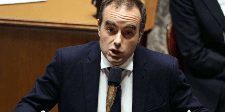 Agirc-Arrco : “Pas un centime de plus” pour les retraités en novembre, coup dur pour des millions de cotisants 1 Agirc-Arrco : “Pas un centime de plus” pour les retraités en novembre, coup dur pour des millions de cotisants Capture decran 2025 10 30 195418