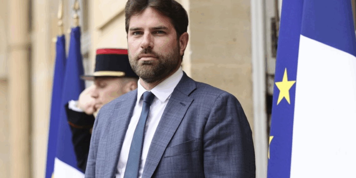 Pas de solidarité nationale "quand on est un voyou": le ministre du Logement veut que tous les délinquants soient expulsés... 6 Pas de solidarité nationale "quand on est un voyou": le ministre du Logement veut que tous les délinquants soient expulsés... Pas de solidarité nationale « quand on est un voyou »: le ministre du Logement veut que tous les délinquants soient expulsés…