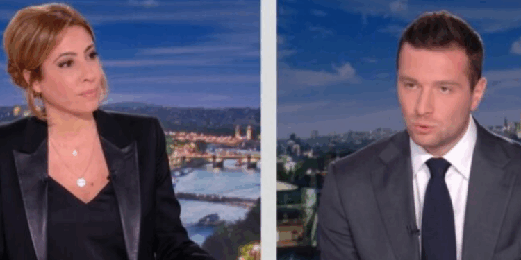 "Il y en a une…" : Jordan Bardella piégé par Léa Salamé, il met tout de suite les choses au clair 1 "Il y en a une…" : Jordan Bardella piégé par Léa Salamé, il met tout de suite les choses au clair Capture decran 2025 10 31 175500