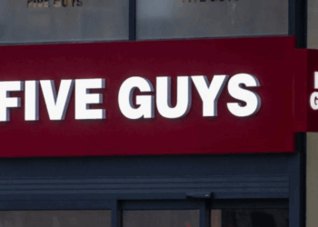 Five Guys : l&rsquo;enseigne fait polémique en passant au Halal et en supprimant l&rsquo;alcool dans six restaurants