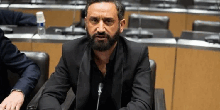 Disparition de Renaud Revel à 71 ans : le journaliste, ancien chroniqueur de Cyril Hanouna pour TPMP, est décédé 1 Disparition de Renaud Revel à 71 ans : le journaliste, ancien chroniqueur de Cyril Hanouna pour TPMP, est décédé Capture decran 2025 11 03 174831