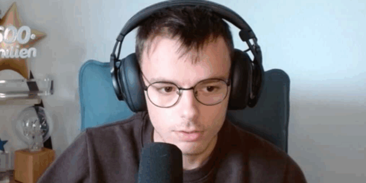 "Ça prend un temps fou" : Emilien balance sur les émissions spéciales pour les anniversaires de Jean-Luc Reichmann 1 "Ça prend un temps fou" : Emilien balance sur les émissions spéciales pour les anniversaires de Jean-Luc Reichmann Capture decran 2025 11 03 180029