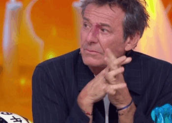 “J’ai passé la moitié de ma vie avec…” : Jean-Luc Reichmann incapable de retenir ses larmes sur le plateau des 12 Coups de Midi