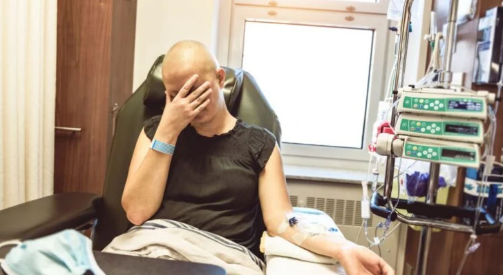 Elle simule une leucémie et récolte plus de 80 000 euros grâce aux cagnottes en ligne ouvertes par son mari