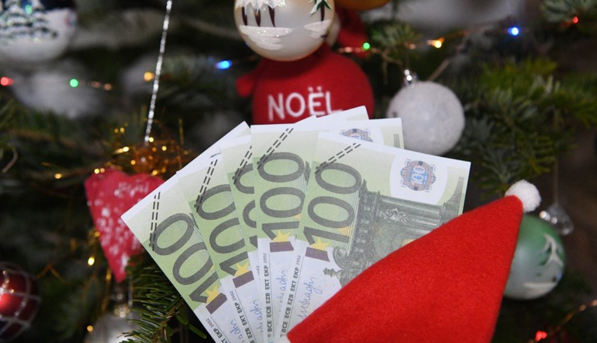 "L'État français a été très généreux": le gouvernement ne veut plus verser la prime de Noël de 152,45 euros aux foyers qui n'ont pas d'enfant 3 "L'État français a été très généreux": le gouvernement ne veut plus verser la prime de Noël de 152,45 euros aux foyers qui n'ont pas d'enfant Capture decran 2025 11 04 132741