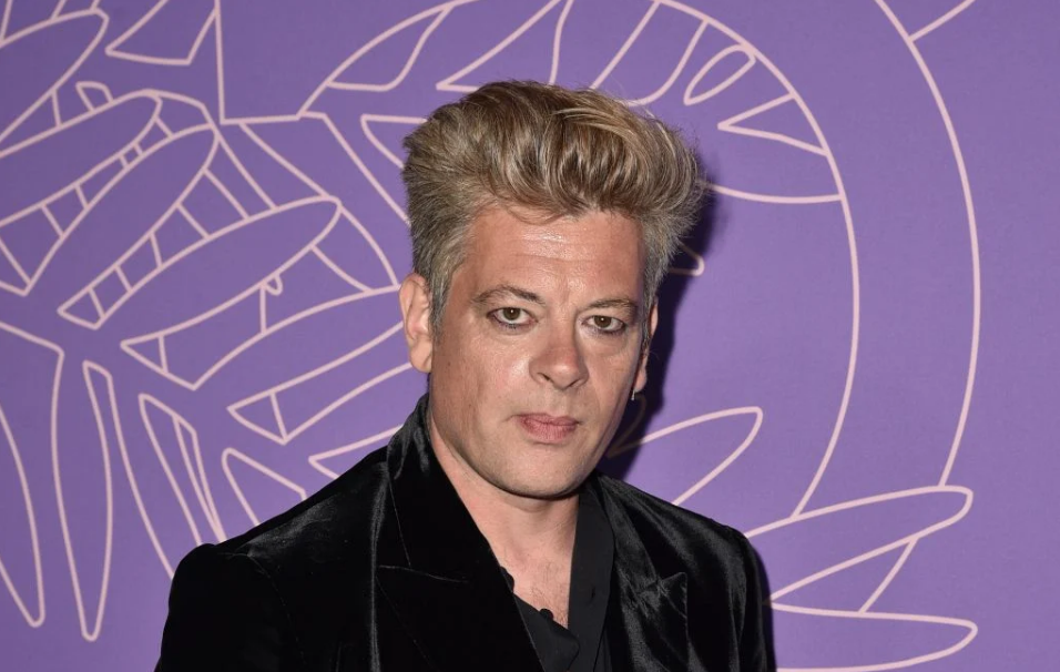 Benjamin Biolay allume sévèrement Emmanuel Macron : "C'est quand même le mec qui…" 2 Benjamin Biolay allume sévèrement Emmanuel Macron : "C'est quand même le mec qui…" Capture decran 2025 11 04 210400