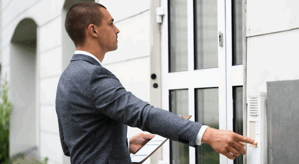 “Cela devient violent” : pour récupérer leur maison squattée, ces propriétaires tentent l’impensable… 3 “Cela devient violent” : pour récupérer leur maison squattée, ces propriétaires tentent l’impensable… “Cela devient violent” : pour récupérer leur maison squattée, ces propriétaires tentent l’impensable…