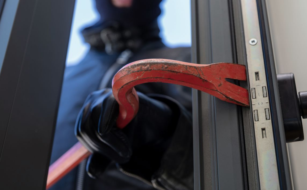 “Cela devient violent” : pour récupérer leur maison squattée, ces propriétaires tentent l’impensable… 4 “Cela devient violent” : pour récupérer leur maison squattée, ces propriétaires tentent l’impensable… Capture decran 2025 11 04 211126