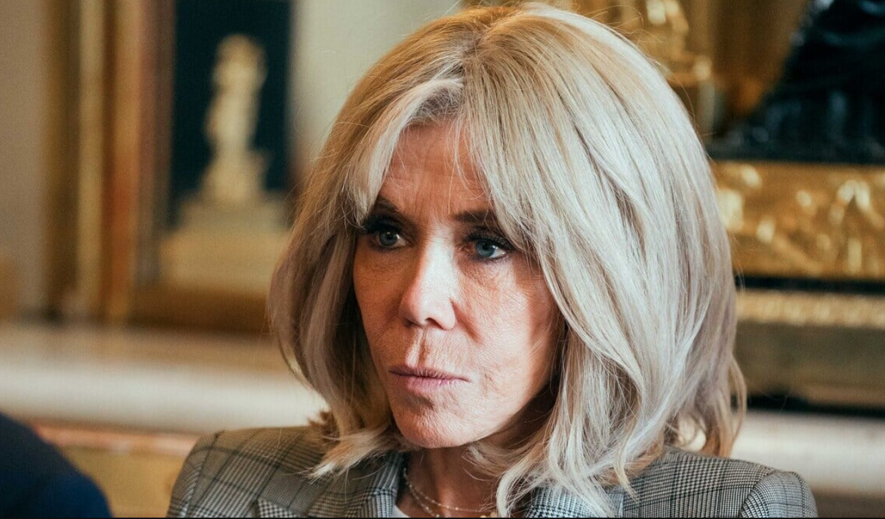 Brigitte Macron : "Avec ma belle-mère, on…", sans langue de bois sur la mère d’Emmanuel 3 Brigitte Macron : "Avec ma belle-mère, on…", sans langue de bois sur la mère d’Emmanuel Capture decran 2025 11 04 211534