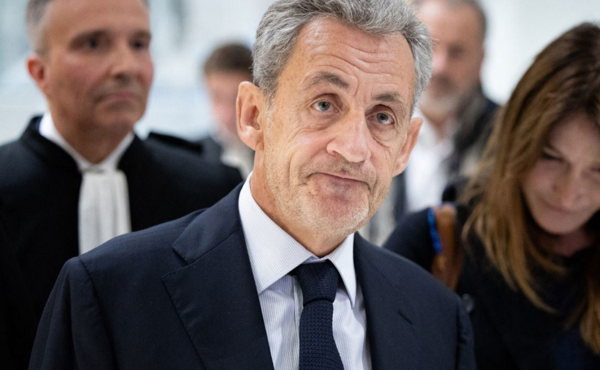 « Ils n’ont jamais vu ça » : à la prison de la Santé, Nicolas Sarkozy reçoit des lettres… et autre chose. 2 « Ils n’ont jamais vu ça » : à la prison de la Santé, Nicolas Sarkozy reçoit des lettres… et autre chose. Capture decran 2025 11 05 161100