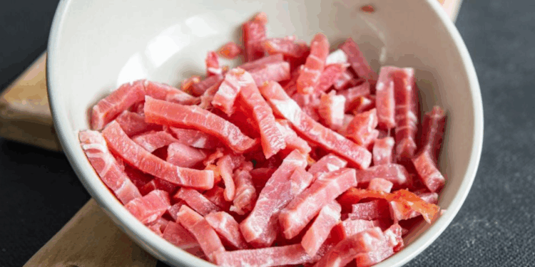 Rappel de viande chez Carrefour et Match du fait d’une contamination bactérienne, il s’agit de lardons fumés 1 Rappel de viande chez Carrefour et Match du fait d’une contamination bactérienne, il s’agit de lardons fumés Capture decran 2025 11 06 015400 1