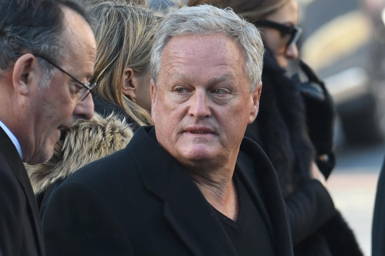 “Un monstre” : le père de Laeticia Hallyday vide son sac sur Johnny et leurs 30 ans d’écart 3 “Un monstre” : le père de Laeticia Hallyday vide son sac sur Johnny et leurs 30 ans d’écart Capture decran 2025 11 08 020211