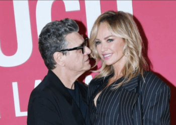 Adriana Karembeu : épanouie au pieu, la compagne de Marc Lavoine révèle son secret ultime : “Elle est bonne à mettre…”