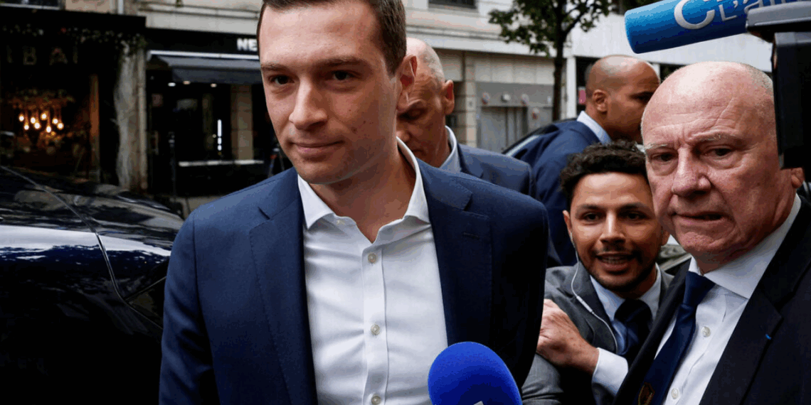 “La France n’est pas un Guichet Social” : Jordan Bardella Assène ses “Choix” Radicaux et Humilie un Étranger sur les Aides