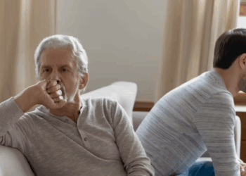 Les raisons pour lesquelles les enfants arrêtent de rendre visite à leurs parents