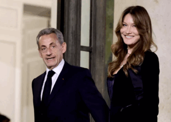 Après l’enfer, Nicolas Sarkozy réapparait méconnaissable : premier déjeuner hors de prix à Paris avec Carla Bruni