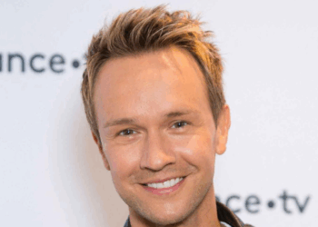 "Perte de mon compagnon et problèmes professionnels", Cyril Féraud face à de terribles épreuves 3 "Perte de mon compagnon et problèmes professionnels", Cyril Féraud face à de terribles épreuves « Perte de mon compagnon et problèmes professionnels », Cyril Féraud face à de terribles épreuves