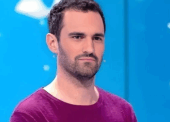 "Six ans de salaire en une journée" : Bruno Hourcade sans filtre sur son train de vie depuis Les 12 coups de midi 12 "Six ans de salaire en une journée" : Bruno Hourcade sans filtre sur son train de vie depuis Les 12 coups de midi « Six ans de salaire en une journée » : Bruno Hourcade sans filtre sur son train de vie depuis Les 12 coups de midi