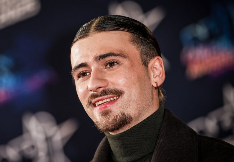 « Il la manipule sentimentalement » Victime d’un escroc, une septuagénaire croit être en couple avec Pierre Garnier 4 « Il la manipule sentimentalement » Victime d’un escroc, une septuagénaire croit être en couple avec Pierre Garnier Capture decran 2025 11 17 100634