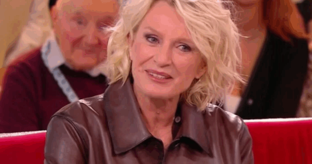 “On a été…”, Sophie Davant révèle avoir eu une relation avec ce célèbre journaliste 3 “On a été…”, Sophie Davant révèle avoir eu une relation avec ce célèbre journaliste “On a été…”, Sophie Davant révèle avoir eu une relation avec ce célèbre journaliste