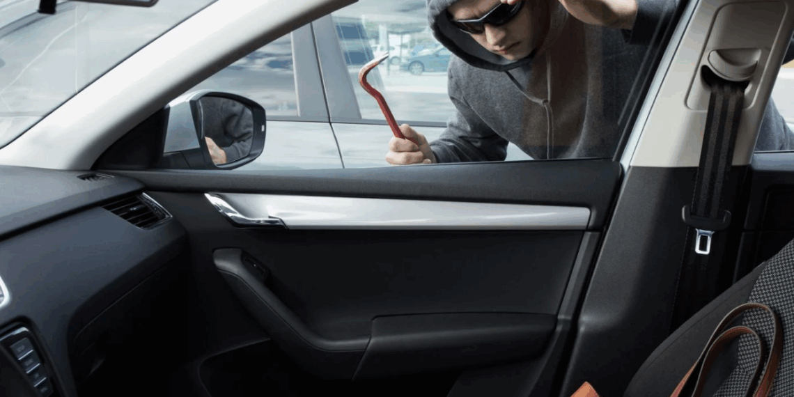 Un voleur à la roulotte dans le coma après avoir été rattrapé par ses victimes à Marseille 3 Un voleur à la roulotte dans le coma après avoir été rattrapé par ses victimes à Marseille Un voleur à la roulotte dans le coma après avoir été rattrapé par ses victimes à Marseille