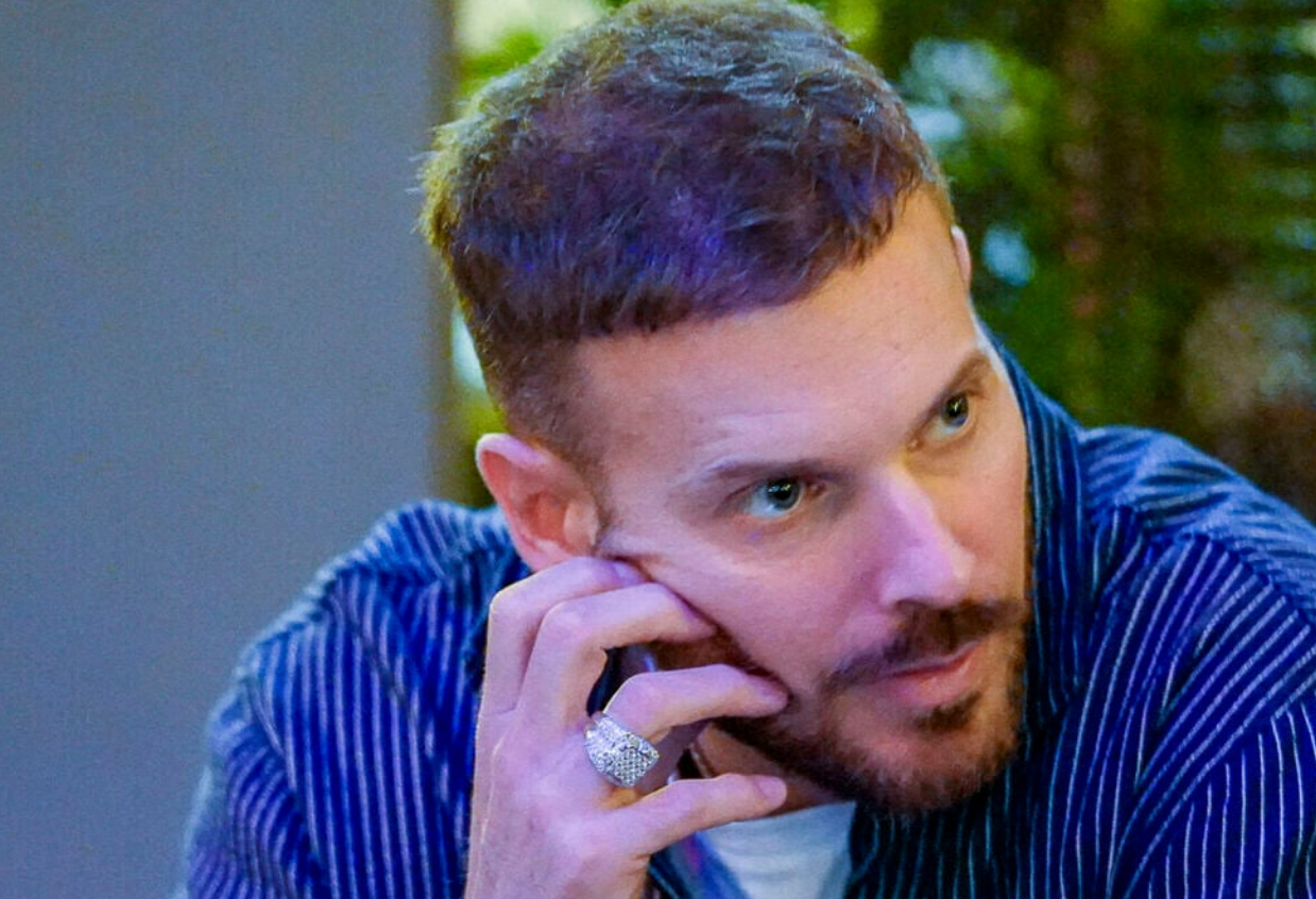 Matt Pokora : “J’ai failli mourir” le chanteur sous le choc face au récit d'Hakim Arezki, devenu aveugle après une tragédie 2 Matt Pokora : “J’ai failli mourir” le chanteur sous le choc face au récit d'Hakim Arezki, devenu aveugle après une tragédie Capture decran 2025 11 17 194532