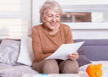 Seniors : cette aide méconnue est pourtant très utile pour les retraités, les Français concernés 18 Seniors : cette aide méconnue est pourtant très utile pour les retraités, les Français concernés Seniors : cette aide méconnue est pourtant très utile pour les retraités, les Français concernés