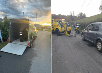 Un ado de 14 ans au volant d’une voiture volée sème la panique avant son arrestation, suite à une course-poursuite folle 15 Un ado de 14 ans au volant d’une voiture volée sème la panique avant son arrestation, suite à une course-poursuite folle Un ado de 14 ans au volant d’une voiture volée sème la panique avant son arrestation, suite à une course-poursuite folle