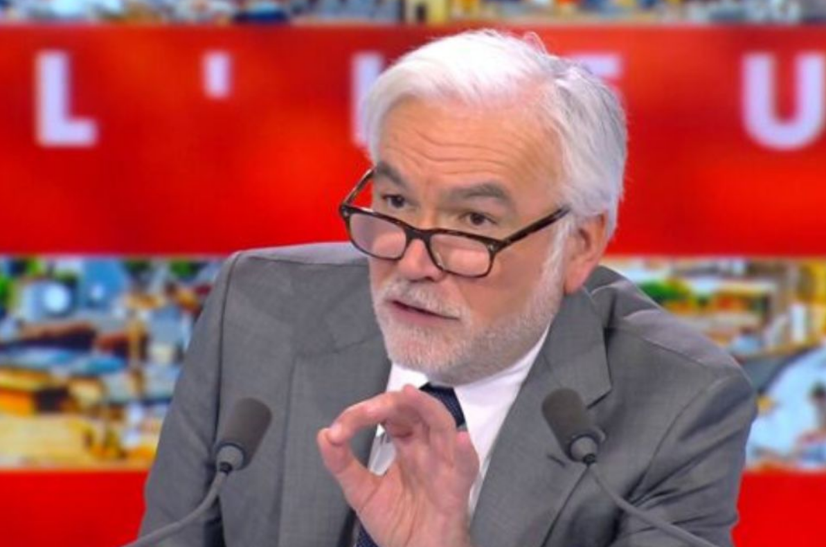 Pascal Praud dit non à un salaire qui frise l’indécence pour rester à Cnews 2 Pascal Praud dit non à un salaire qui frise l’indécence pour rester à Cnews Capture decran 2025 11 21 132341