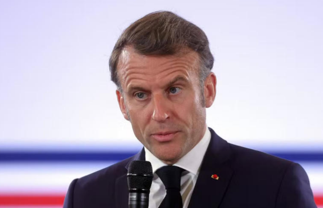 "Il a pris un coup de poignard dans le bide" : la trahison qu'Emmanuel Macron ne digère vraiment pas 5 "Il a pris un coup de poignard dans le bide" : la trahison qu'Emmanuel Macron ne digère vraiment pas Capture decran 2025 11 24 155310