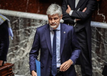 Port du voile : Laurent Wauquiez propose de l’interdire aux mineures