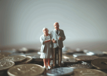 « Déshériter » ses enfants pour mieux vivre à la retraite : le choix assumé de nombreux seniors 17 « Déshériter » ses enfants pour mieux vivre à la retraite : le choix assumé de nombreux seniors « Déshériter » ses enfants pour mieux vivre à la retraite : le choix assumé de nombreux seniors