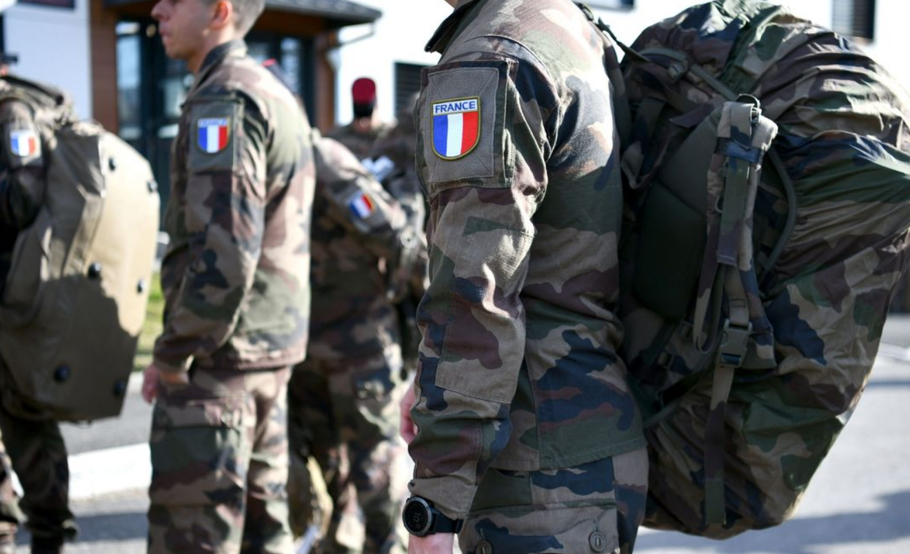 Les seniors bientôt rappelés dans l'armée française ? Voici l'âge limite pour être appelé sous les drapeaux 2 Les seniors bientôt rappelés dans l'armée française ? Voici l'âge limite pour être appelé sous les drapeaux Capture decran 2025 11 26 121055