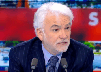 Pascal Praud : « Le c… », ce surnom qu&rsquo;Emmanuel Macron lui donne avec ses proches