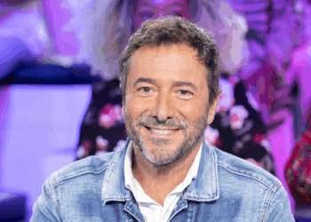 Bernard Montiel ému par la disparition de son ancien compagnon : "Je ne m'en suis pas remis" 14 Bernard Montiel ému par la disparition de son ancien compagnon : "Je ne m'en suis pas remis" Bernard Montiel, 67 ans, lucide et franc sur sa situation financière : « Je sais que ça peut choquer mais… »