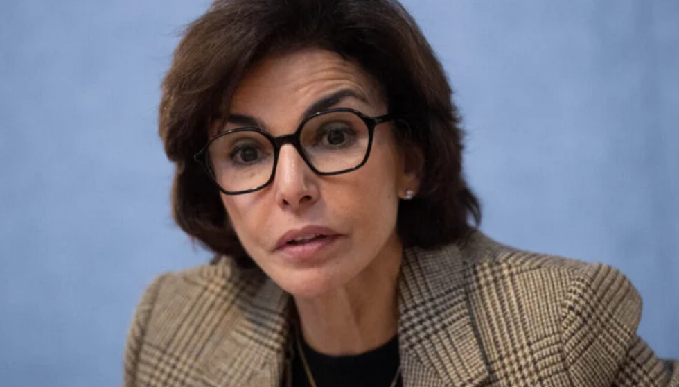 Rachida Dati : garde-robe XXL, maisons et montres de luxe... le montant INDÉCENT de sa fortune à plus de 6 chiffres 4 Rachida Dati : garde-robe XXL, maisons et montres de luxe... le montant INDÉCENT de sa fortune à plus de 6 chiffres Capture decran 2025 11 28 132248