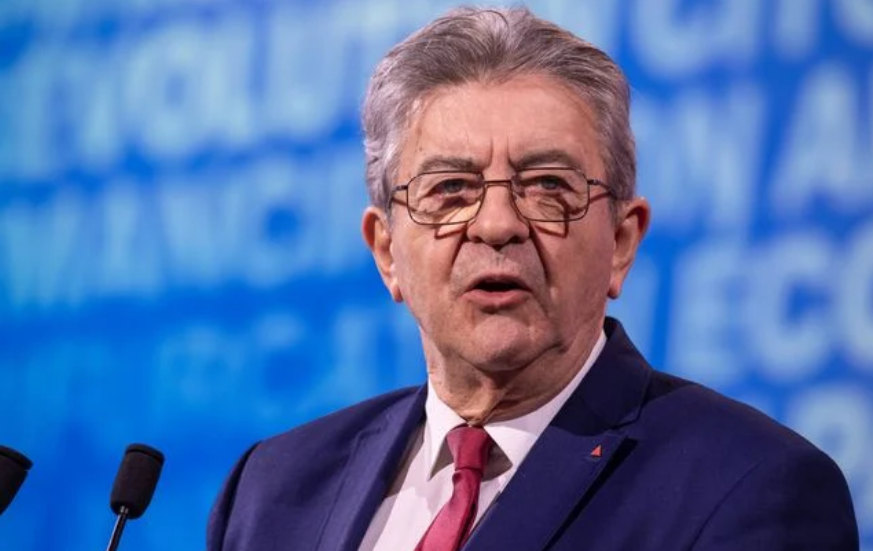 “Quelle fumisterie” : Mélenchon s’emporte contre un sondage qui le place en personnalité la plus rejetée