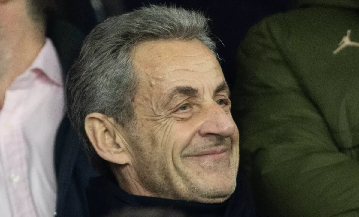 Nicolas Sarkozy tout sourire quelques heures après sa nouvelle condamnation : une apparition “VIP” très remarquée… 3 Nicolas Sarkozy tout sourire quelques heures après sa nouvelle condamnation : une apparition “VIP” très remarquée… Capture decran 2025 11 29 114425