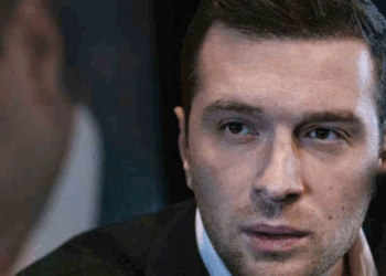 Qui est l’homme qui a jeté un œuf sur Jordan Bardella ? 11 Qui est l’homme qui a jeté un œuf sur Jordan Bardella ? Qui est l’homme qui a jeté un œuf sur Jordan Bardella ?