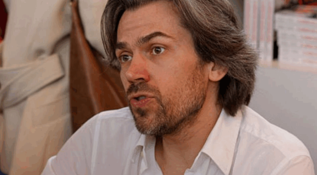 Aymeric Caron agressé à Paris : récit d’un incident en pleine rue