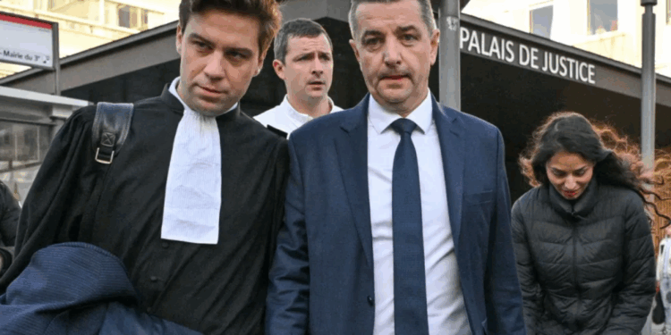 Chantage: le maire de Saint-Étienne condamné à 4 ans de prison ferme et 5 ans d'inéligibilité avec exécution immédiate 1 Chantage: le maire de Saint-Étienne condamné à 4 ans de prison ferme et 5 ans d'inéligibilité avec exécution immédiate Capture decran 2025 12 01 200625