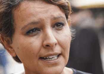 “Je ne suis pas son copain” : Najat Vallaud-Belkacem rappelée à l’ordre, son attitude fait jaser 1 “Je ne suis pas son copain” : Najat Vallaud-Belkacem rappelée à l’ordre, son attitude fait jaser “Je ne suis pas son copain” : Najat Vallaud-Belkacem rappelée à l’ordre, son attitude fait jaser