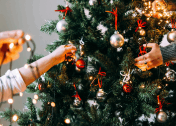 Quand installer son sapin de Noël en 2025 ? Voici la date exacte à respecter selon la tradition chrétienne et populaire