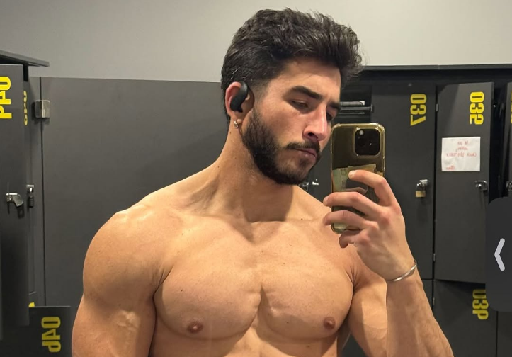 Ryan, masculiniste, vend des formations controversées pour "aider les hommes à redevenir viril" 3 Ryan, masculiniste, vend des formations controversées pour "aider les hommes à redevenir viril" Capture decran 2025 12 02 153410