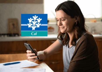 Avec mon salaire à 1800€, on touche plus de 2000€ de CAF grâce à nos 7 enfants, sans ça, ma femme serait obligée de travailler